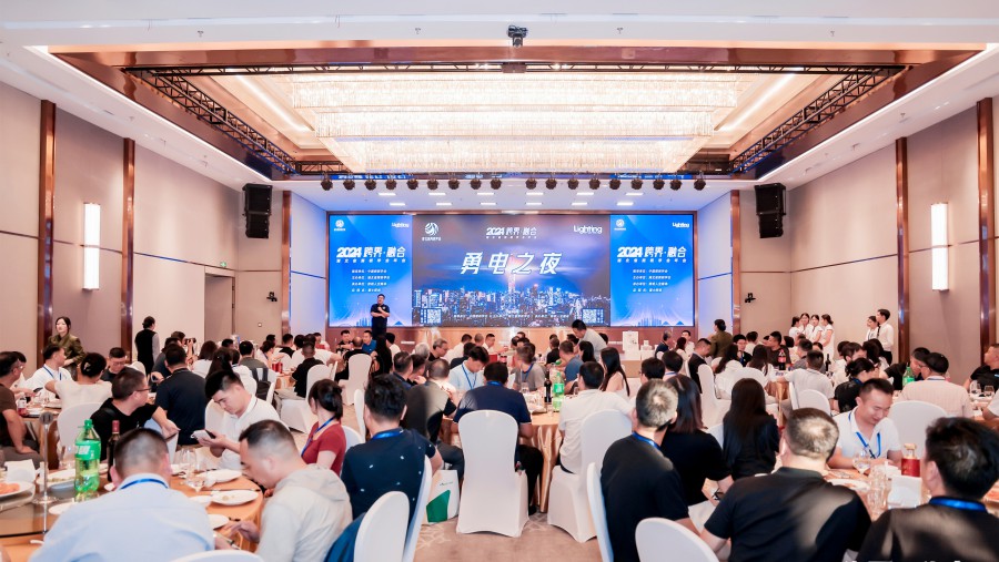 17238664006239609C9B.jpg 27258747_副本.jpg