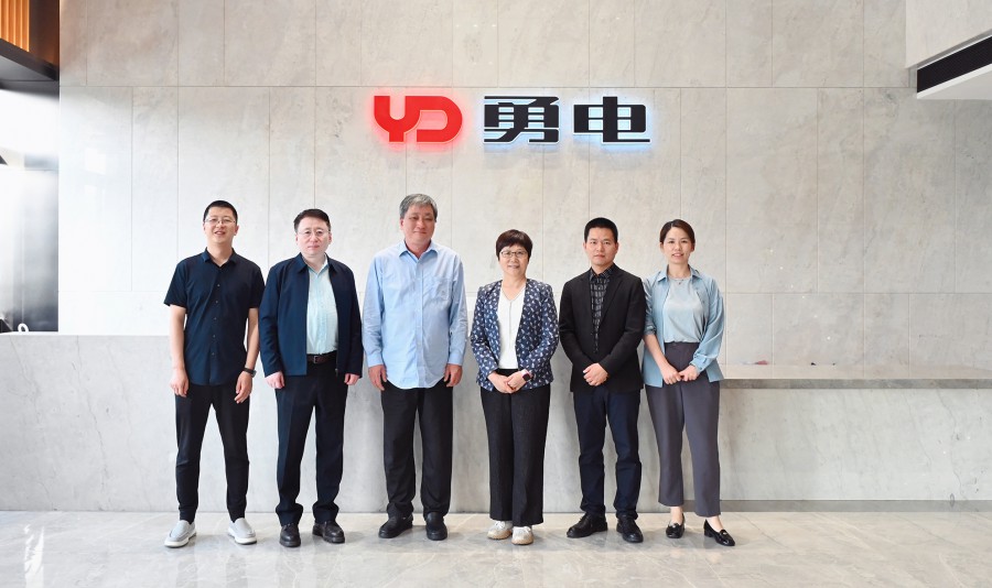 1745836416716780E3B8.jpg 003.jpg