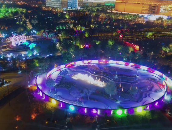 以燈光為幕，繪唯美愛(ài)情 | 勇電媒體屏打造浪漫南湖