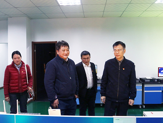 杭州市貿(mào)促會會長鄭榮新一行蒞臨勇電參觀指導！